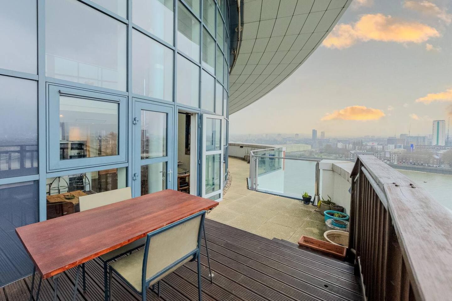 London Canary Wharf Riverside Penthouse Apartment Εξωτερικό φωτογραφία